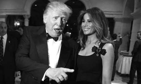 Áo của bà Melania Trump gây bão mạng - Ảnh 1 Ao cua ba Melania Trump gay bao mang - Anh 1