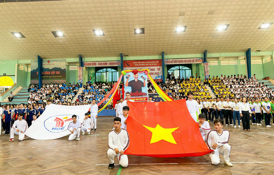 Khung cảnh của Đại hội Thể dục thể thao Đại học Huế lần thứ V năm 2022.