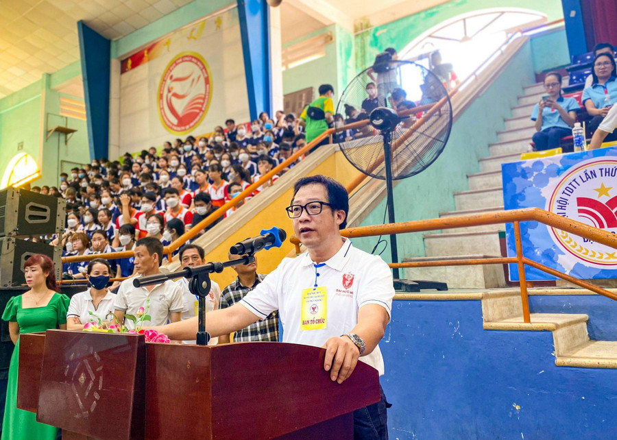 PGS.TS Lê Anh Phương – Giám đốc Đại học Huế phát biểu tại Đại hội.