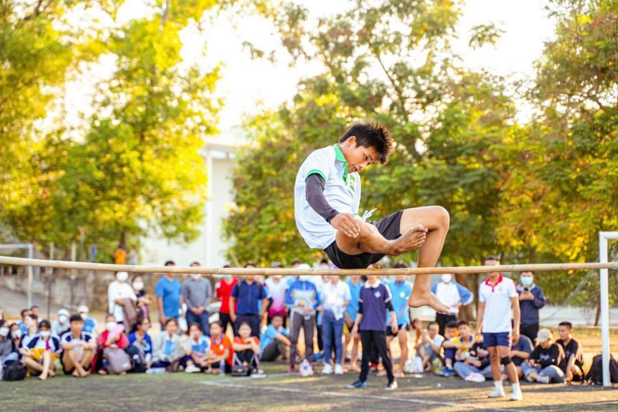 Các môn thi đấu bao gồm: Kéo co nam, nữ; Chạy 100m nam, nữ; Nhảy xa nam, nữ; Nhảy cao nam, nữ; Đẩy tạ nam, nữ diễn ra từ chiều 29/8 đến sáng 30/8.