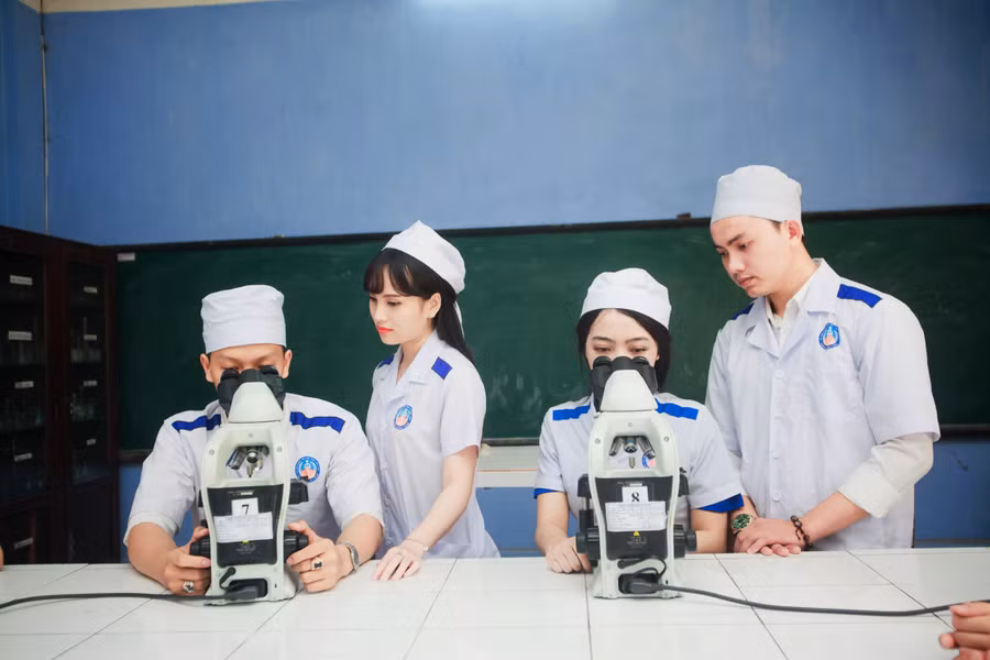 Chất lượng đào tạo được nâng cao, HSSV ra trường nhận được việc làm sớm.