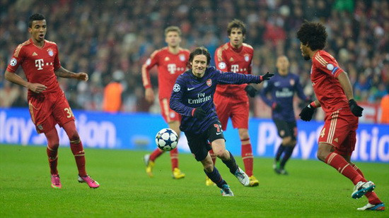 Thắng Bayern Munich 2-0 nhưng Arsenal vẫn bị loại