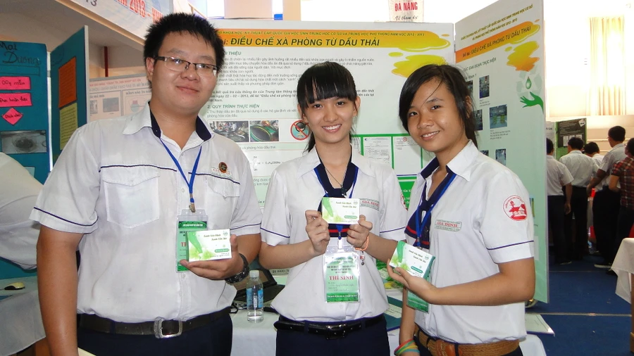 Khai mạc cuộc thi Khoa học, kỹ thuật cấp quốc gia học sinh trung học năm 2013