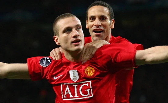 Manchester United sẽ bán Vidic cho AC Milan?