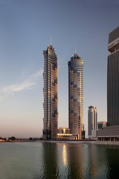 Fancy a room with a view? The world’s tallest hotel opened this week. That’s right: it was in Dubai. The first paying guests arrived at the JW Marriott Marquis Dubai on Wednesday. The hotel consists of two towers standing 72 storeys high.