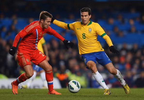 Brazil có trận hòa may mắn trước Nga ảnh 1