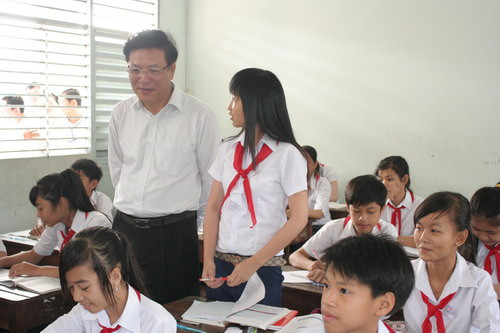Ngành giáo dục giữ vững sự phát triển