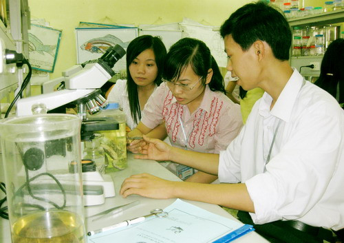 Các hoạt động nghiên cứu khoa học cần được đẩy mạnh hơn trong các trường đại học ngoài công lập