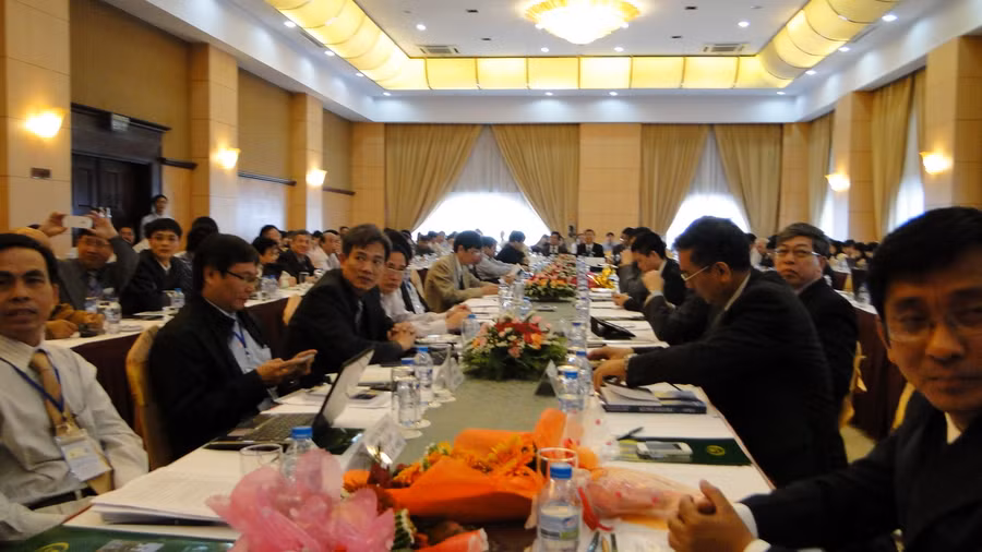 Cần gắn nghiên cứu, ứng dụng khoa học với nhu cầu địa phương