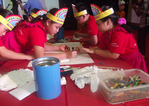 Hội giao lưu tìm hiểu kiến thức ATGT cấp quốc gia cho học sinh tiểu học