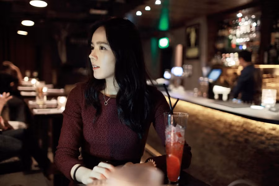 Vợ chồng Han Ga In tình tứ như thưở mới yêu ảnh 3