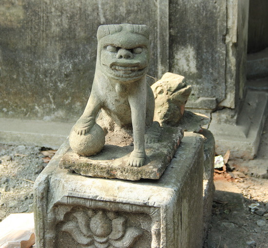 Rêu phong, cổ kính