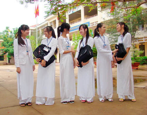 Chưa thể bỏ "3 chung", nhưng có thể hạ điểm sàn