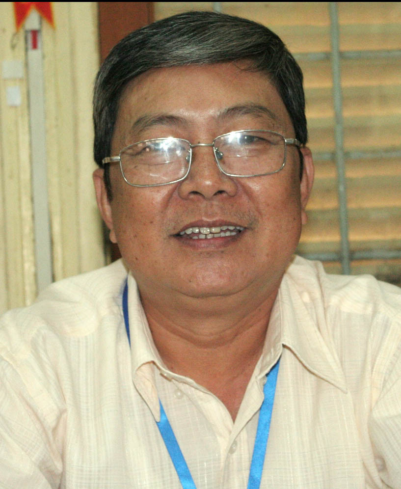 Cẩn trọng khi mua sách trôi nổi ở thị trường ảnh 1