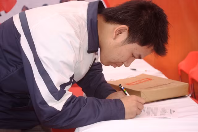 Ban hành hướng dẫn tuyển thẳng, ưu tiên xét tuyển vào ĐH, CĐ 2013