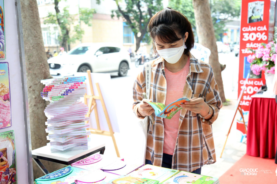 Hội sách tiếp tục trở thành một điểm hẹn văn hóa yêu thích của các độc giả yêu sách, góp phần lan tỏa và nâng cao văn hóa đọc đến với đông đảo bạn đọc trong và ngoài nước. Hội sách tiếp tục trở thành một điểm hẹn văn hóa yêu thích của các độc giả yêu sách, góp phần lan tỏa và nâng cao văn hóa đọc đến với đông đảo bạn đọc trong và ngoài nước.