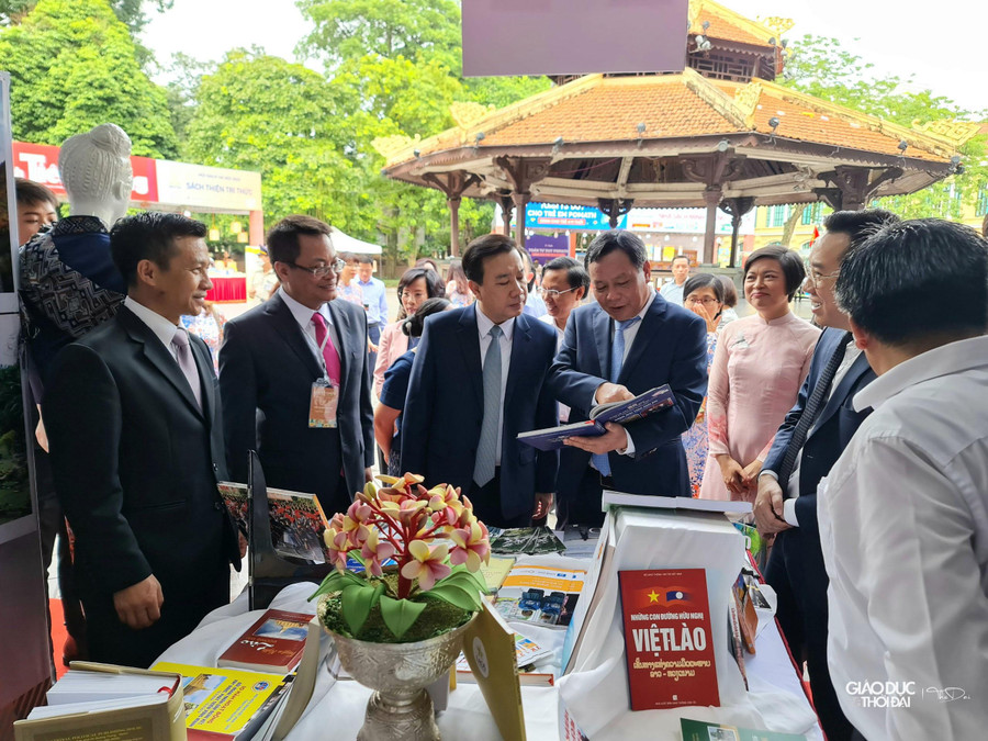 Sau 2 năm gián đoạn vì đại dịch Covid-19, Hội sách được tổ chức nhằm tạo không khí vui tươi, phấn khởi phục vụ nhân dân và du khách đến với Thủ đô; các đơn vị xuất bản có cơ hội giao lưu, gặp gỡ, giới thiệu sách tới độc giả và quảng bá thương hiệu. Sau 2 năm gián đoạn vì đại dịch Covid-19, Hội sách được tổ chức nhằm tạo không khí vui tươi, phấn khởi phục vụ nhân dân và du khách đến với Thủ đô; các đơn vị xuất bản có cơ hội giao lưu, gặp gỡ, giới thiệu sách tới độc giả và quảng bá thương hiệu.