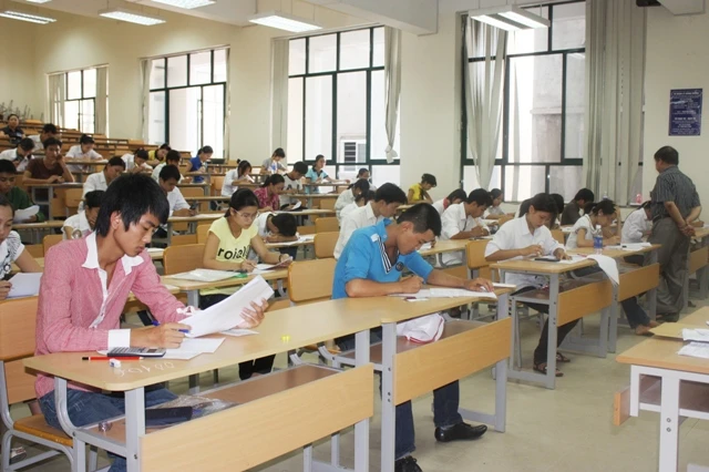 Từ 2010-2020: Thu hút 30% HS tốt nghiệp THCS học TCCN, học nghề