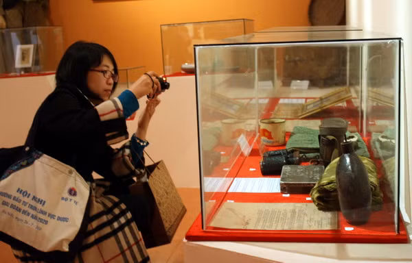 Những kỉ vật biết nói ảnh 9