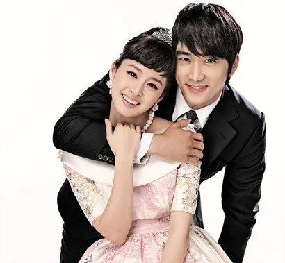 Hé lộ hình ảnh &quot;cặp đôi&quot; Kim Tae Hee và Song Seung Hun