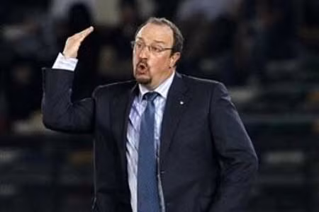 HLV Benitez phủ nhận tin đồn bị Inter sa thải