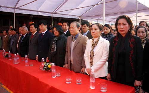 Trước lúc dâng hương. Ảnh, gdtd.vn