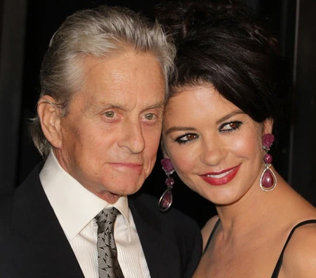 Michael Douglas và Catherina Zeta-Jones: Cặp đôi được yêu thích nhất 2010