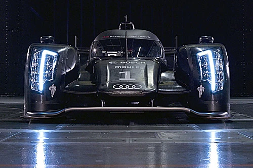 Audi R18 hoàn toàn mới cho giải Le Mans 24 Hours