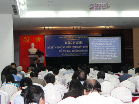 Quang cảnh hội nghị