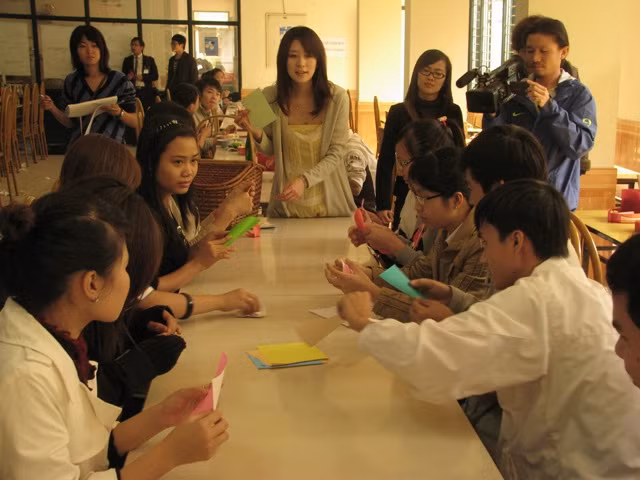 Marie Hayakawa ấn tượng nhất là các bạn sinh viên Sư phạm thật 