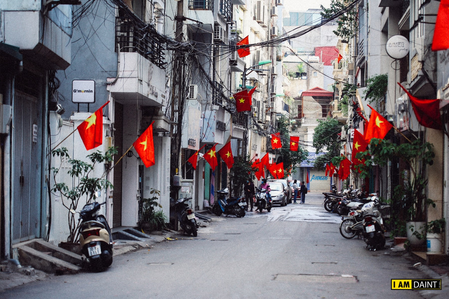 Đường phố Hà Nội những ngày cuối năm bình yên đến lạ thường.