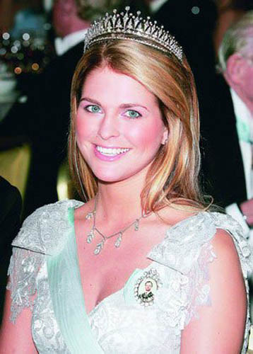 4. Sweden’s Princess Victoria Victoria is the eldest child of King Carl XVI Gustaf and Queen Silvia, and belongs to the Royal House of Bernadotte. Born as a Princess of Sweden, she was designated as Crown Princess in 1979.