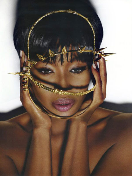 Naomi Campbell khoe thân hình bốc lửa ảnh 2 Naomi Campbell khoe thân hình bốc lửa ảnh 2