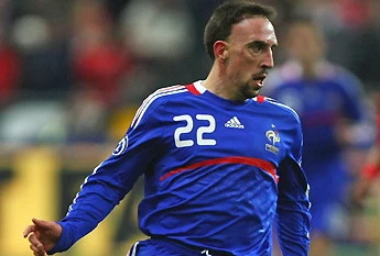 Franck Ribery: Sẽ quyết định tương lai trong vài tuần nữa