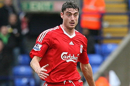 Riera rời Liverpool sang CSKA Moscow