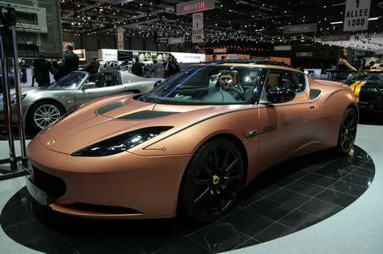 Lotus Evora 414E Hybrid xuất hiện tại triển lãm Geneva