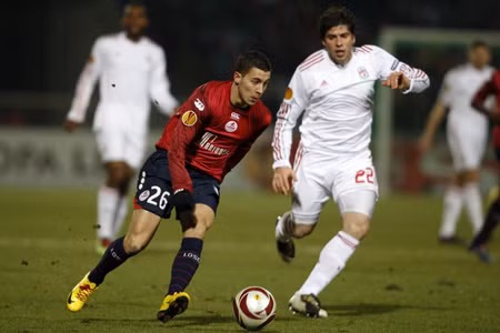 Eden Hazard (trái) ghi bàn thắng duy nhất của trận đấu cho Lille