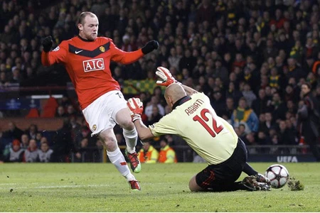 Rooney lập cú đúp, Quỷ đỏ nhấn chìm Milan (clip)