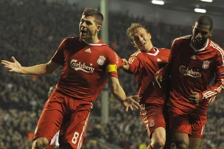 Steven Gerrard hạnh phúc khi Liverpool nhấn chìm &quot;ẩn số&quot; Lille (clip)