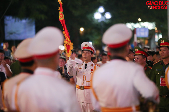 Lực lượng CAND qua 74 năm phát triển và trưởng thành đã giành được nhiều thắng lợi to lớn đặc biệt nhờ sự đùm bọc, giúp đỡ của quần chúng nhân dân. Vì vậy, việc xây dựng hình ảnh người CAND đẹp trong lòng nhân dân là nhiệm vụ xuyên suốt mà vai trò của mỗi CBCS Công an hết sức quan trọng.