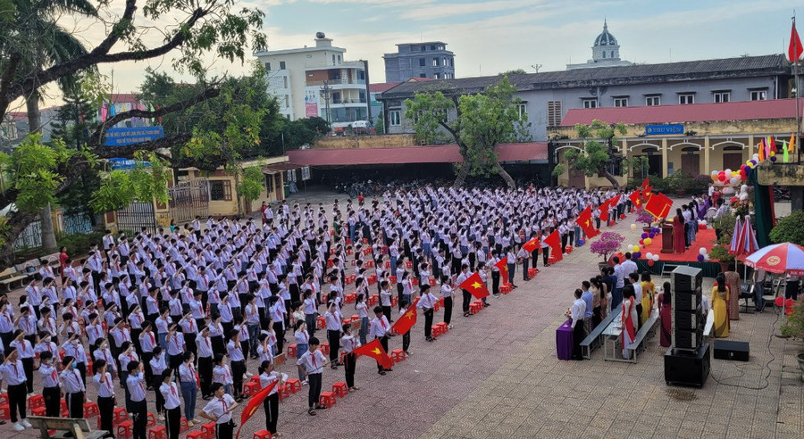 Học sinh Trường THCS Tân Việt (Thanh Hà, Hải Dương). Học sinh Trường THCS Tân Việt (Thanh Hà, Hải Dương).