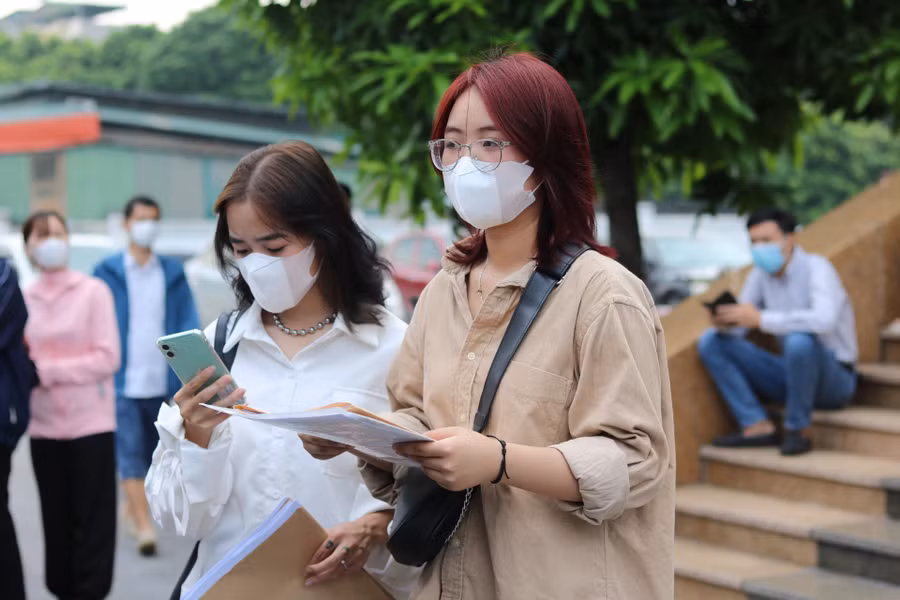 Lộ trình tăng học phí cho từng năm của Học viện Báo chí và Tuyên truyền theo hướng dẫn của Chính phủ và Học viện Chính trị quốc gia Hồ Chí Minh. Ảnh minh họa/internet.