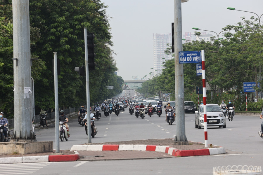 Tại một số tuyến đường lượng phương tiện di chuyển trong khung thời gian sáng đông trở lại.