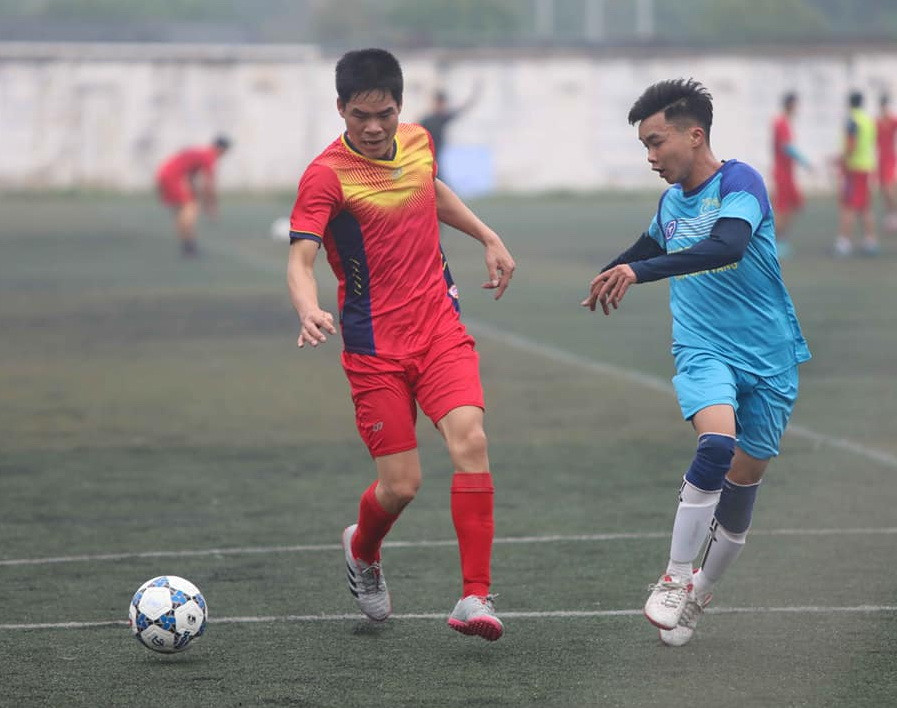 Các cầu thủ chơi hết mình Các cầu thủ chơi hết mình