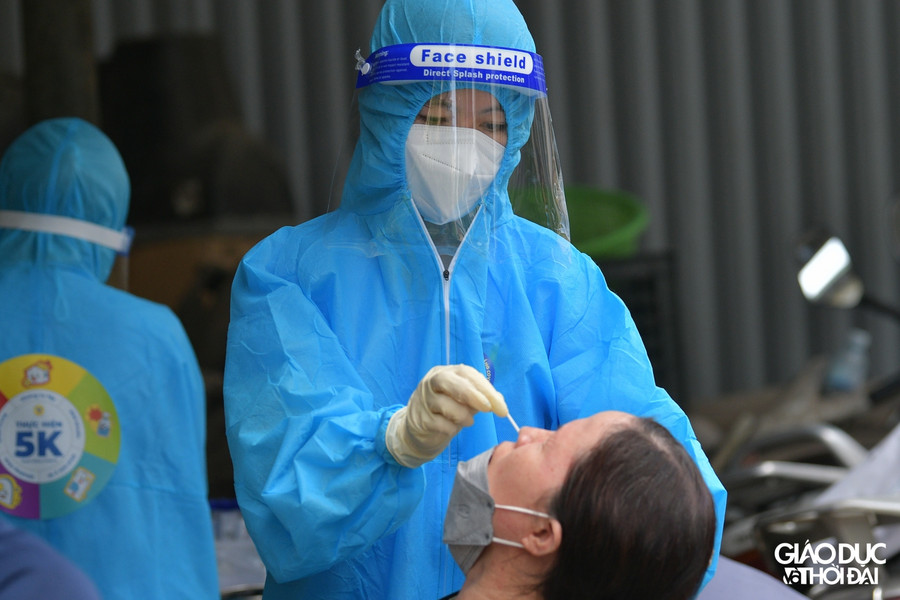 Chợ đầu mối phía Nam Hà Nội mở cửa trở lại, giảm 50% hộ kinh doanh bán lẻ trong chợ ảnh 2