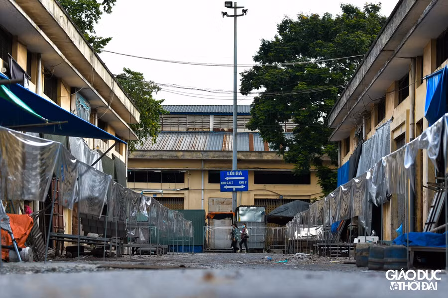 Chợ đầu mối phía Nam Hà Nội mở cửa trở lại, giảm 50% hộ kinh doanh bán lẻ trong chợ ảnh 12