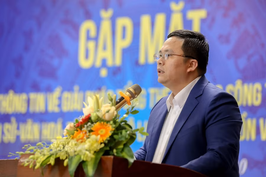 Đáng chú ý, Chủ tịch HĐQT JVE nhấn mạnh: "Đối với dự án này, chúng tôi xác định, sông Tô Lịch cũng không phải của riêng JVE mà sông Tô Lịch là con sông di sản chung rất mong muốn nhận được sự đóng góp của dư luận, chuyên gia… ngay cả những ý kiến trái chiều".