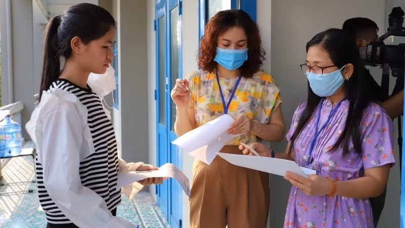 Thí sinh dự thi đánh giá năng lực của Trường ĐH Sư phạm Hà Nội năm 2023. 