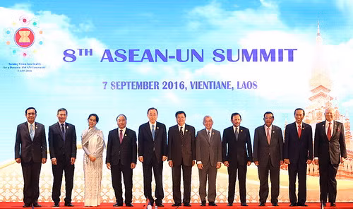 Thủ tướng Nguyễn Xuân Phúc tại Hội nghị cấp cao ASEAN lần thứ 28-29. Nguồn: chinhphu.vn