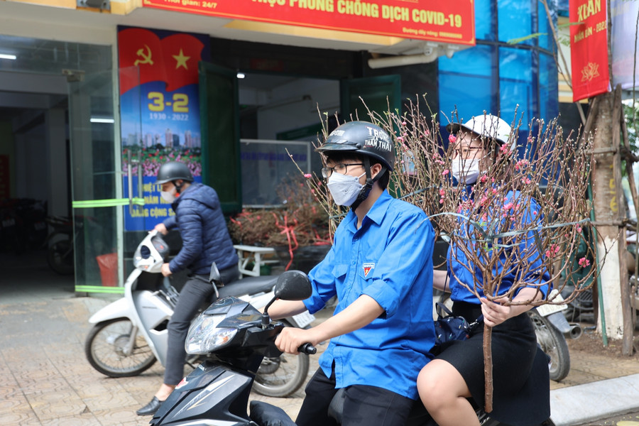 Ngày ông Công ông Táo đặc biệt của gia đình có F0 điều trị tại nhà ảnh 3